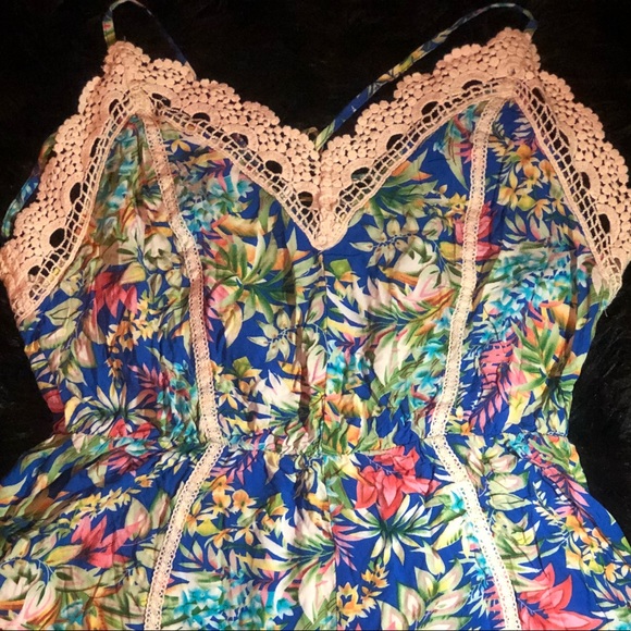 Lush romper Size M - Picture 5 of 6